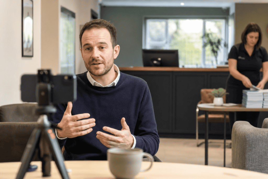 Retargeting Ad Strategies for Website Visitors: A Practical Guide for UK Businesses 4 5-Creative and offer ideas that bring visitors back